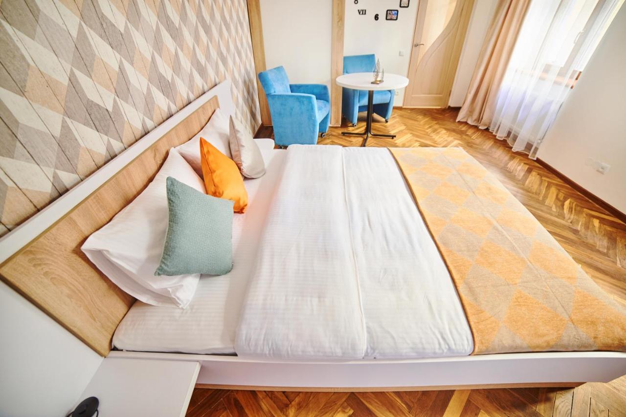 Comfort Apartments In Center ลวีฟ ภายนอก รูปภาพ