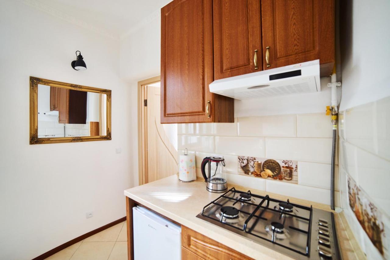 Comfort Apartments In Center ลวีฟ ภายนอก รูปภาพ